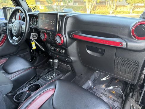 Used 2014 Jeep Wrangler Unlimited Sport w/ Quick Order Package 24S image 31