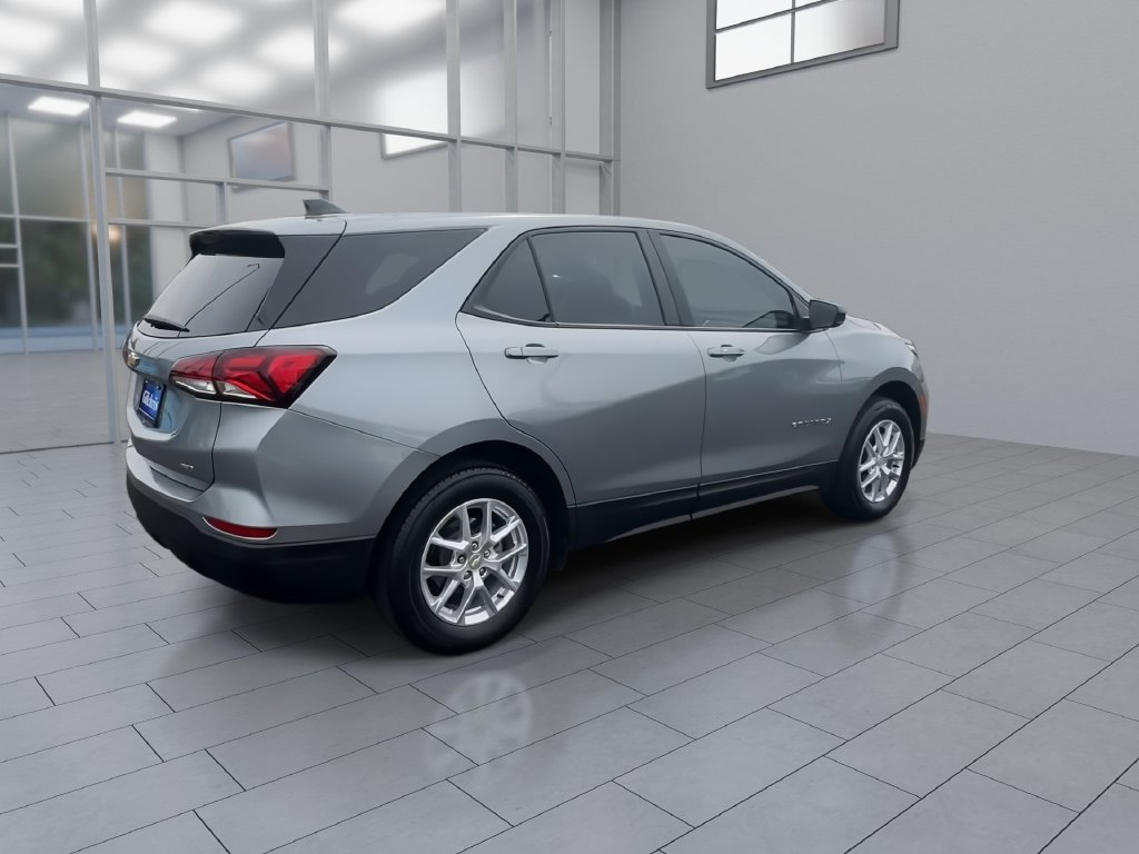 Used 2023 Chevrolet Equinox LS w/ LPO, Floor Liner Package AWD/4WD image 8