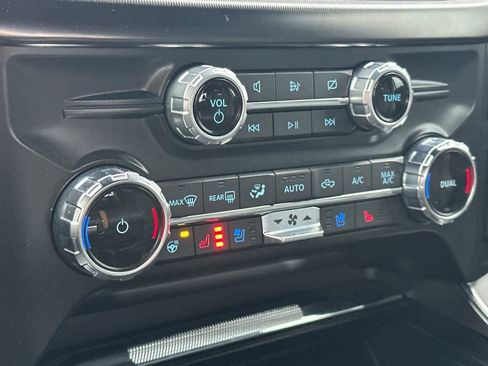 Certified 2022 Ford F150 Platinum w/ Bed Utility Package image 20