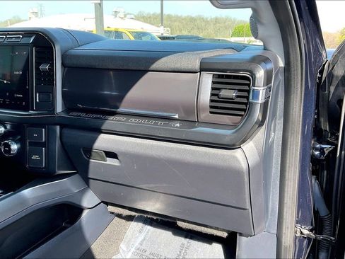 Used 2023 Ford F250 Lariat w/ Sport Appearance Package image 29