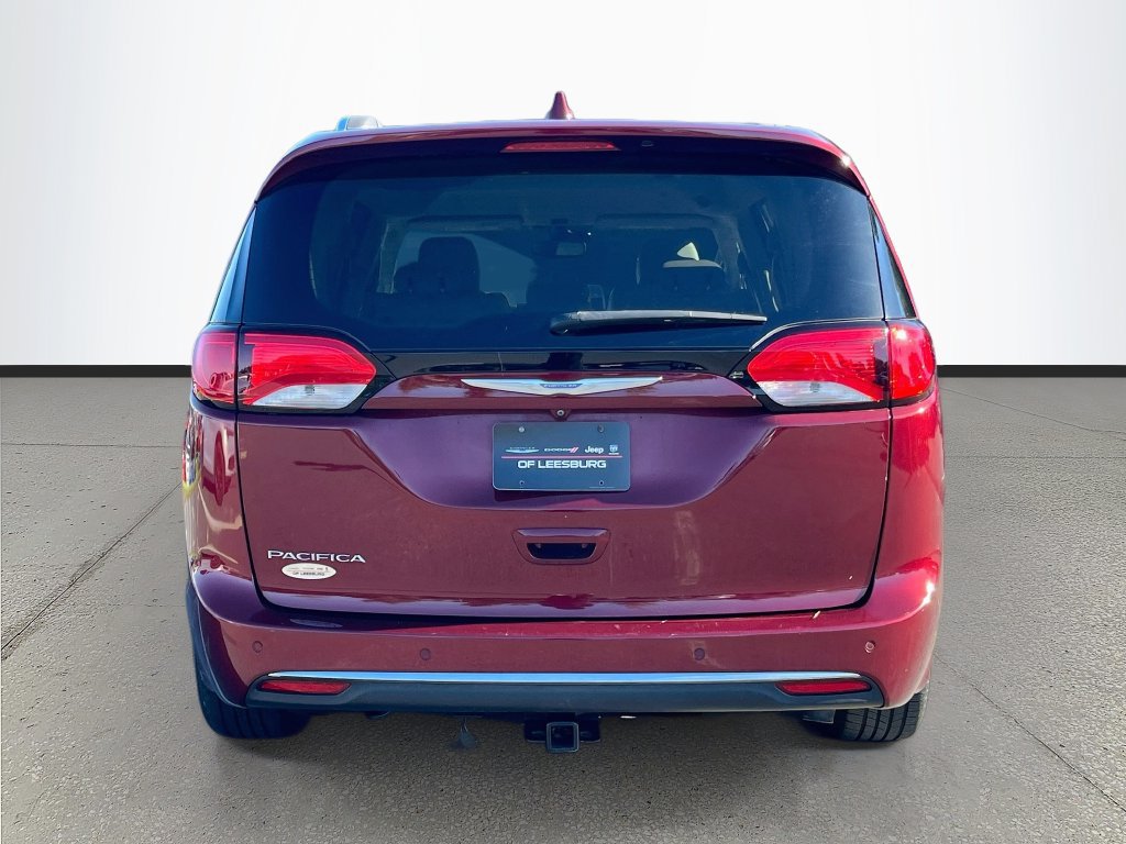 Used 2018 Chrysler Pacifica Touring-L w/ Advanced Safetytec Group FWD image 6