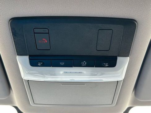 Used 2025 Nissan Rogue SV image 13