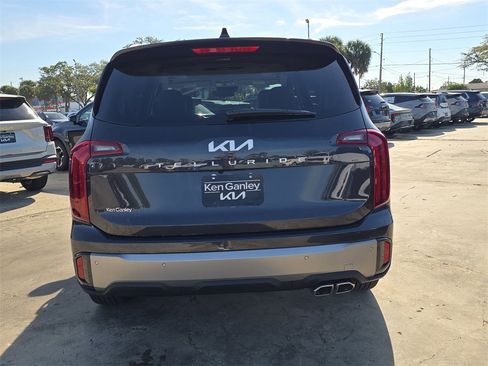 New 2025 Kia Telluride S image 7