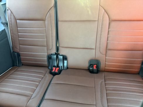 Used 2023 GMC Yukon Denali Ultimate image 18