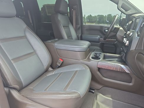Used 2023 GMC Sierra 2500 Denali w/ Denali Ultimate Package AWD/4WD image 10
