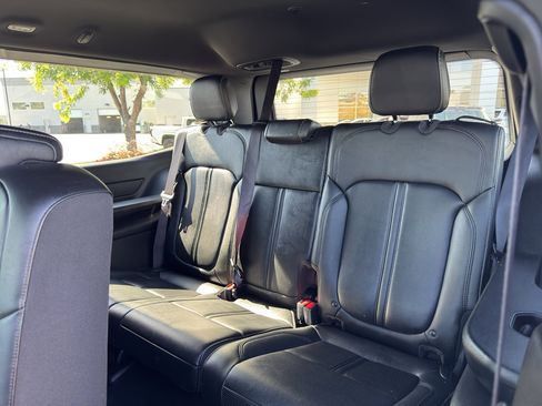 Used 2022 Jeep Wagoneer Series II image 8