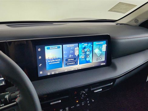 New 2026 Nissan Kicks SR w/ Cold Weather Package image 40