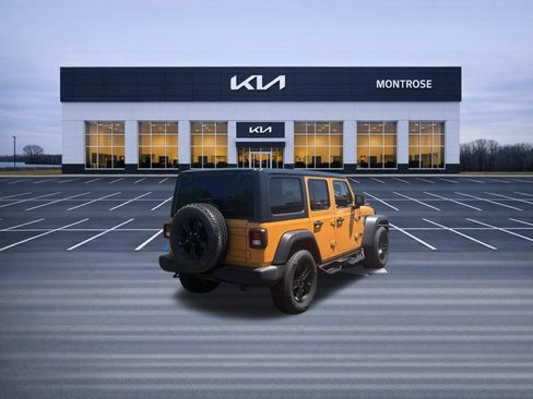 Used 2021 Jeep Wrangler Unlimited Sport AWD/4WD image 6