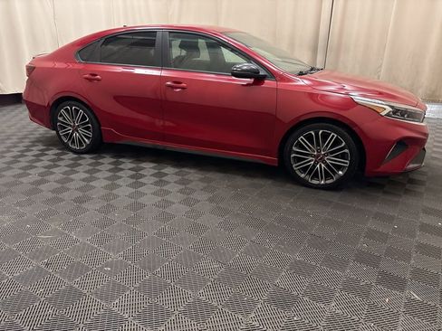 Used 2022 Kia Forte GT image 4