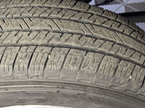 Certified 2023 Jeep Gladiator Overland image 9