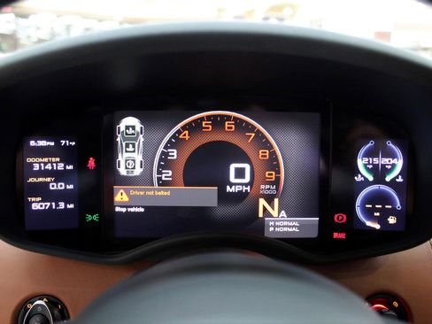 Used 2017 McLaren 570S Coupe image 20