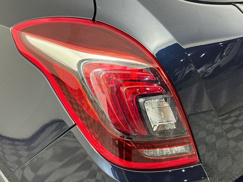 Used 2022 Buick Encore Preferred w/ Safety Package image 35