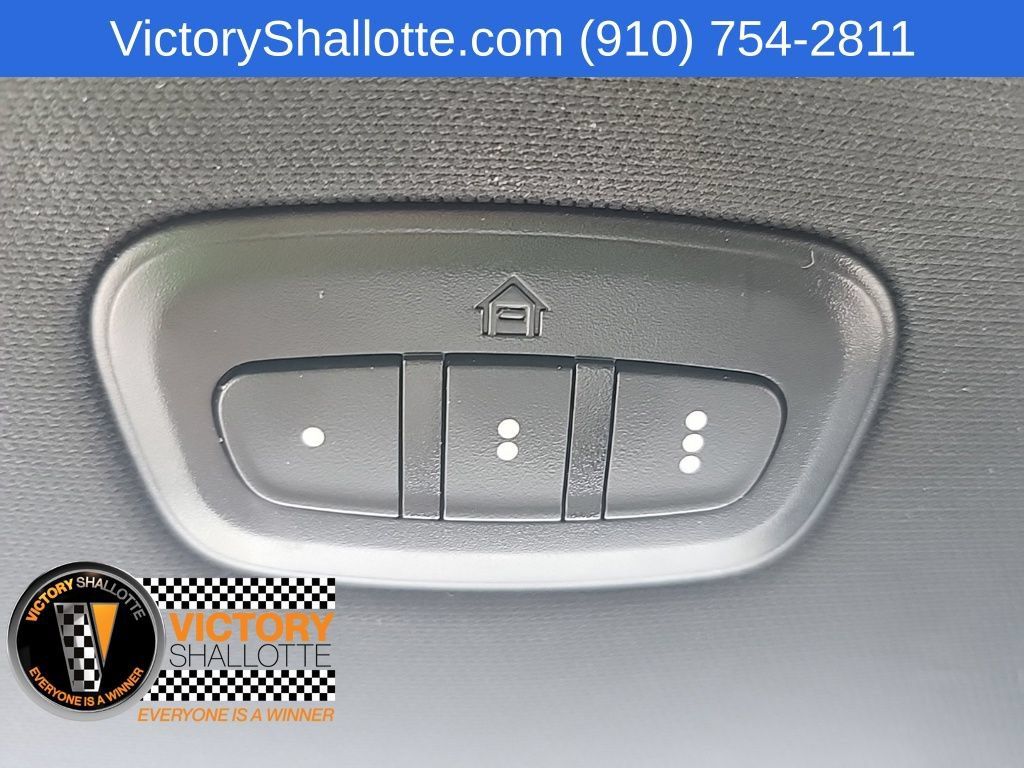 Used 2025 RAM 1500 Big Horn AWD/4WD image 40