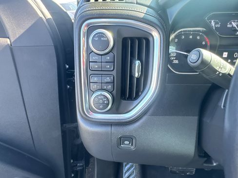 Used 2020 GMC Sierra 1500 SLT w/ SLT Premium Plus Package AWD/4WD image 16