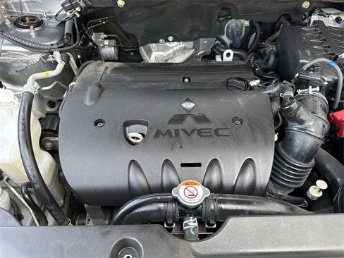 Used 2018 Mitsubishi Outlander Sport ES image 30