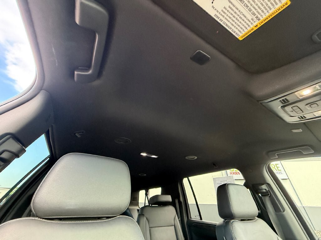 Used 2022 Chevrolet Suburban LT AWD/4WD image 27