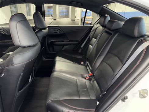 Used 2017 Honda Accord Sport Special Edition image 16
