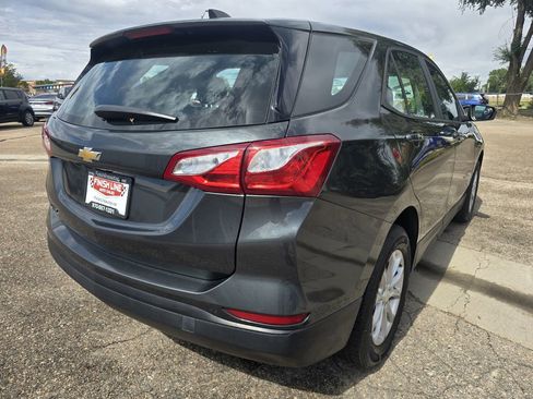 Used 2020 Chevrolet Equinox LS image 5