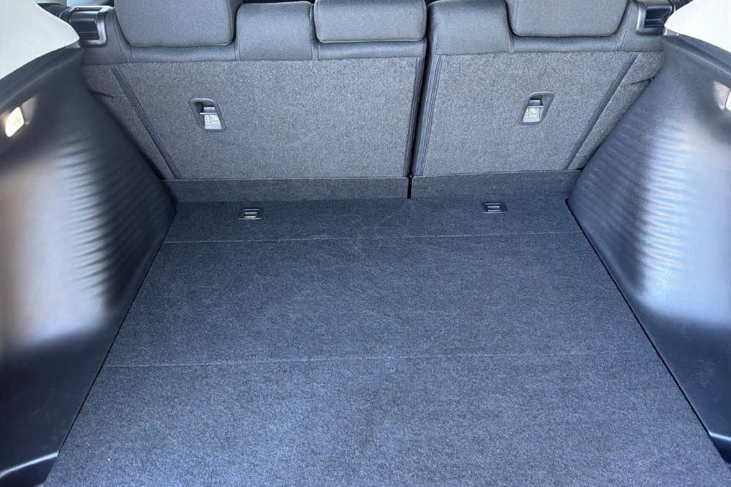 Certified 2026 Honda HR-V LX image 18