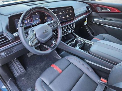 New 2026 Chevrolet Traverse RS image 3