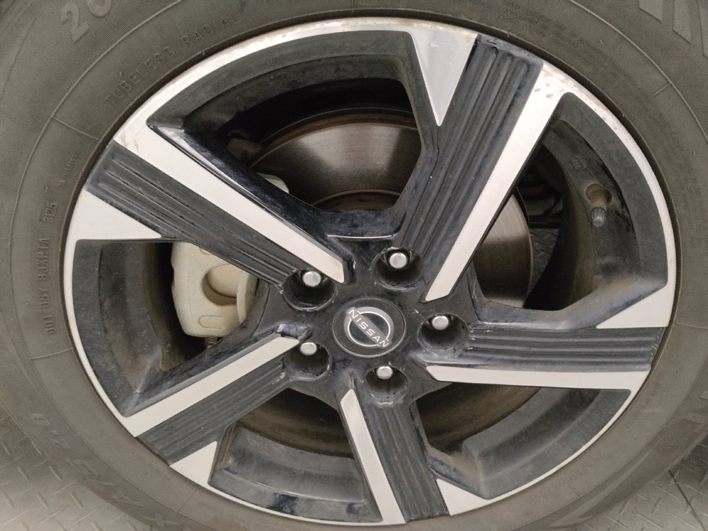 Used 2024 Nissan Sentra SV FWD image 31