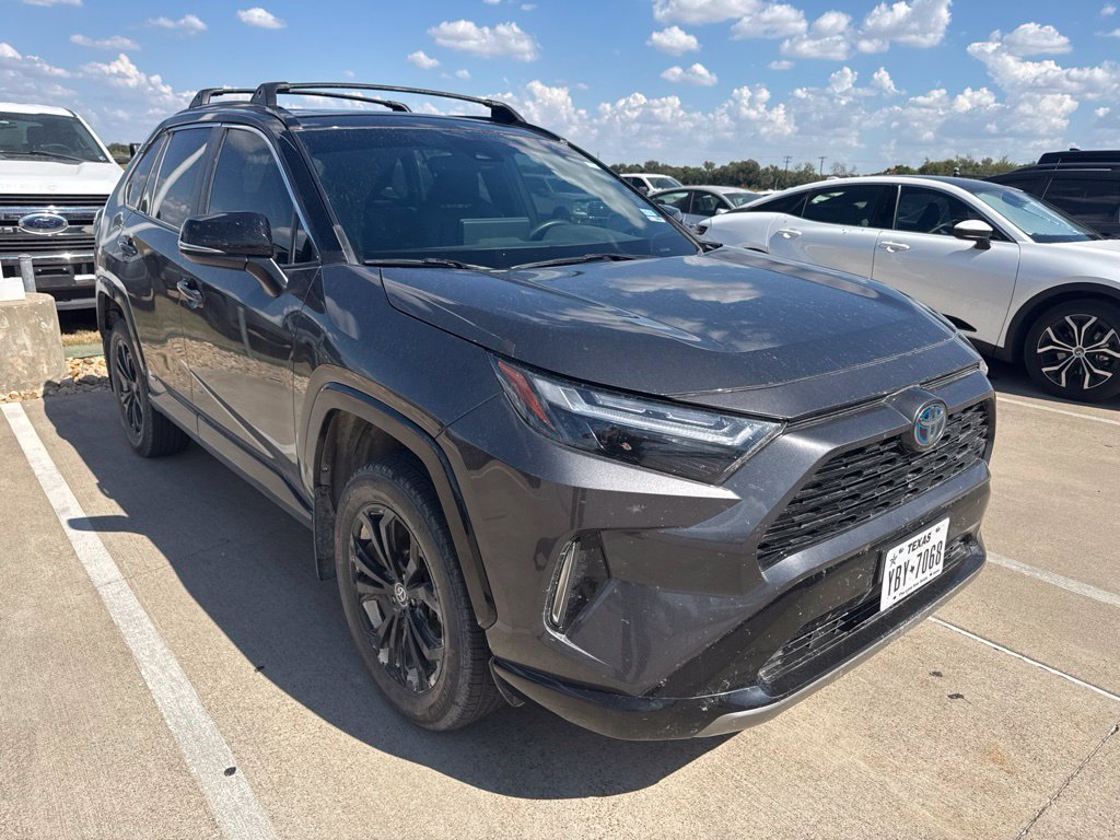 Used 2023 Toyota RAV4 XSE AWD/4WD image 1