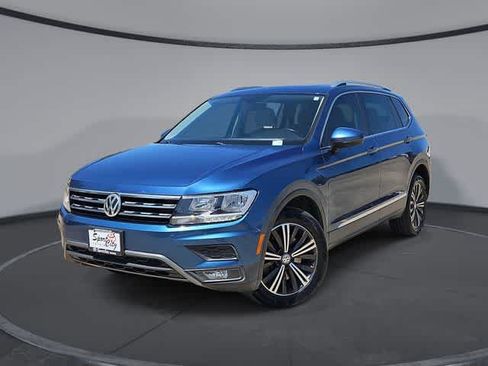 Used 2018 Volkswagen Tiguan SEL FWD image 1