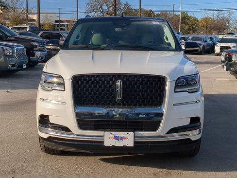 Used 2023 Lincoln Navigator L Black Label image 8