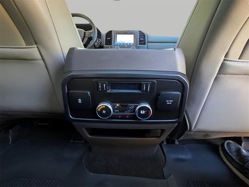 Used 2020 Ford Expedition Limited w/ Texas Edition Package image 15