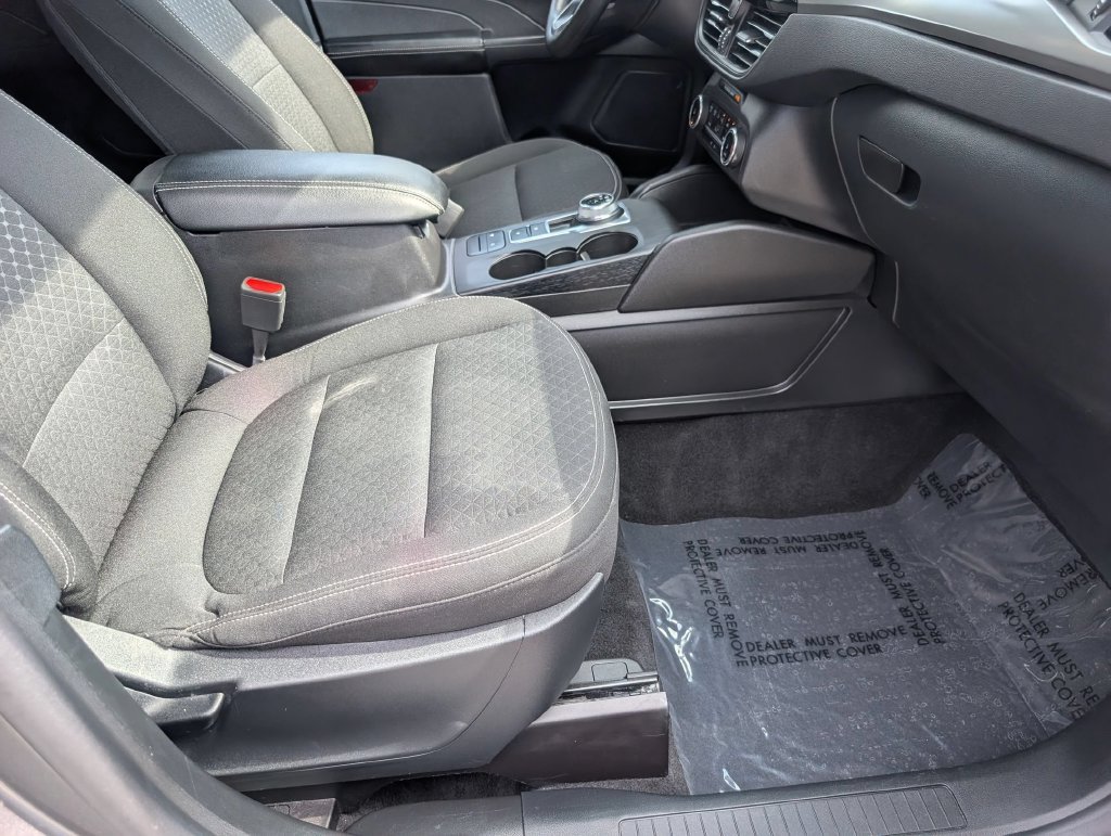 Used 2025 Ford Escape Active AWD/4WD image 30