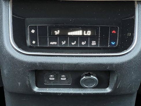 Used 2025 Nissan Armada SL w/ Captain's Chari Seat Package RWD image 42