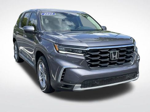 Certified 2025 Honda Pilot EX-L image 8