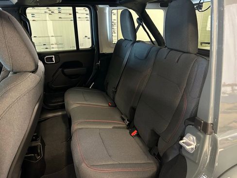 New 2026 Jeep Wrangler Unlimited Rubicon image 19