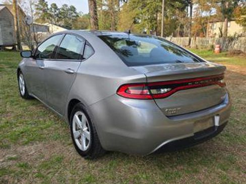 Used 2015 Dodge Dart SXT image 4