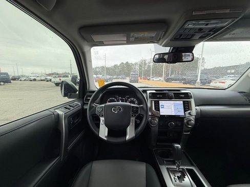 Used 2021 Toyota 4Runner SR5 Premium image 13