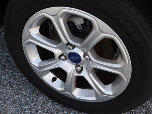 Used 2019 Ford EcoSport SE w/ SE Convenience Package FWD image 6