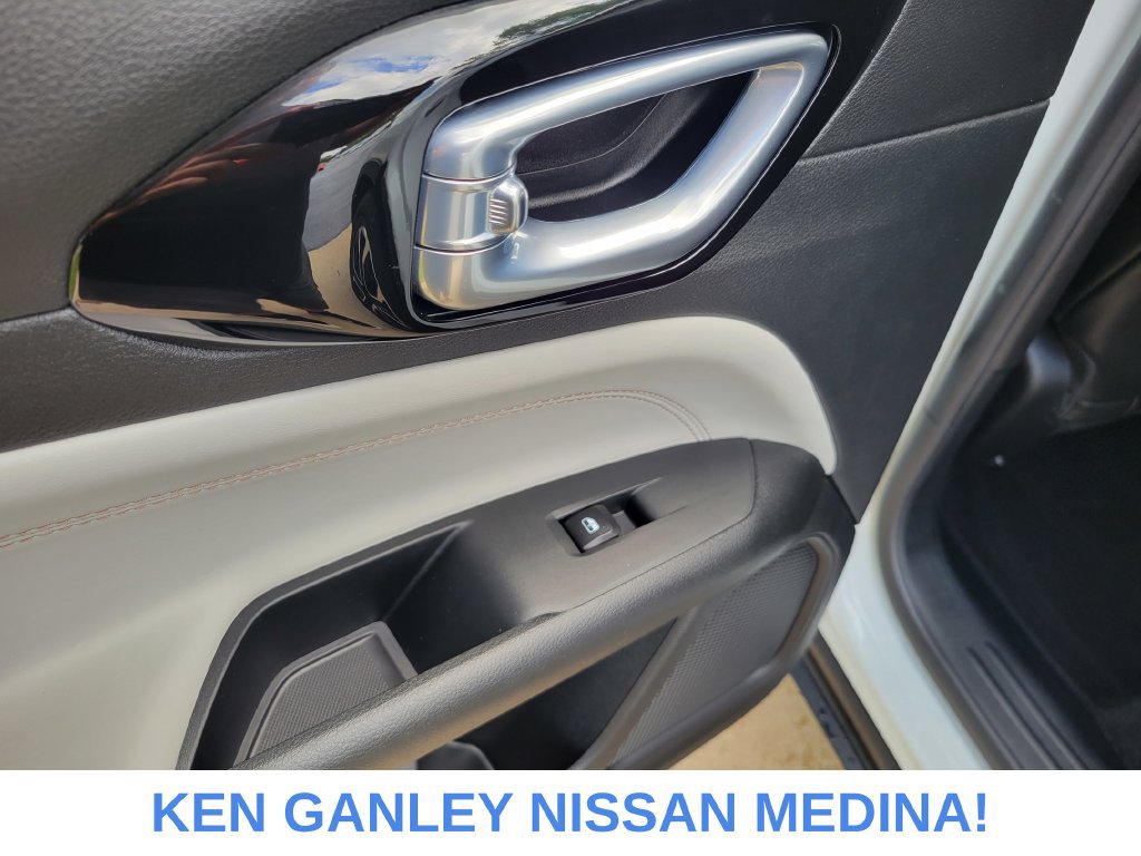 Used 2023 Jeep Compass Limited AWD/4WD image 40