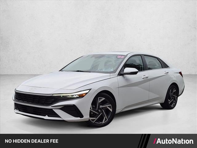 Used 2025 Hyundai Elantra Limited FWD image 1