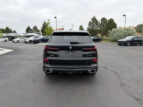 Used 2024 BMW X5 xDrive40i w/ M Sport Package AWD/4WD image 4