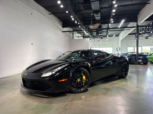 Used 2016 Ferrari 488 GTB image 2