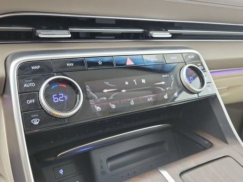 Used 2024 Genesis GV80 3.5T w/ Prestige Package AWD/4WD image 30
