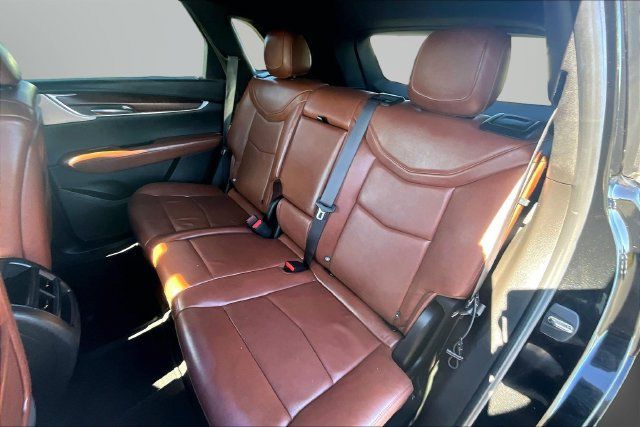 Used 2020 Cadillac XT5 Premium Luxury AWD/4WD image 26