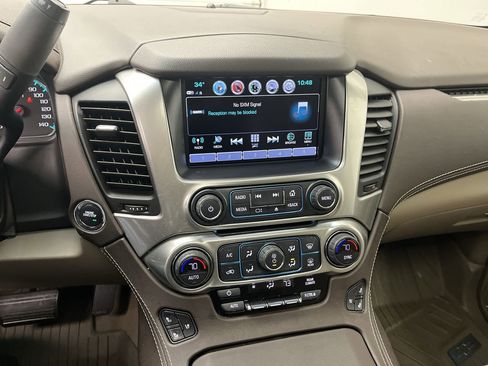 Used 2019 Chevrolet Suburban Premier image 26