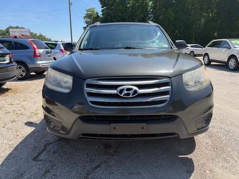 Used 2012 Hyundai Santa Fe GLS FWD image 6