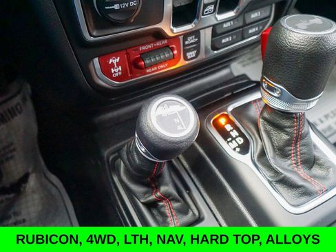 Used 2023 Jeep Wrangler Rubicon w/ Cold Weather Group image 28