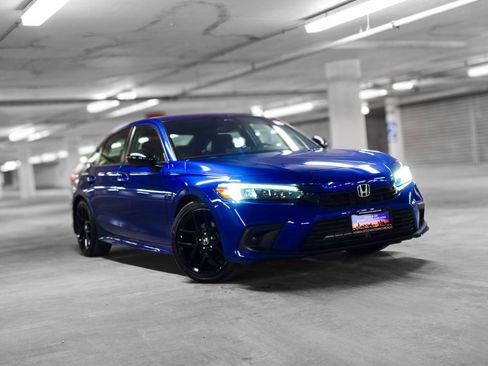 Certified 2024 Honda Civic Sport image 4