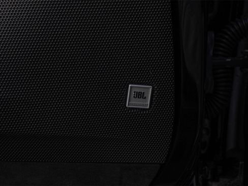 Used 2023 Ferrari SF90 Spider image 37