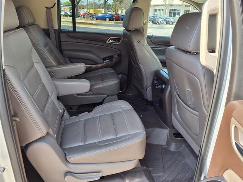Used 2016 GMC Yukon XL Denali w/ Open Road Package image 10