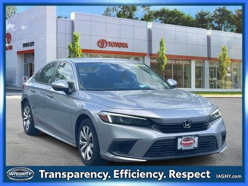 Used 2023 Honda Civic LX image 1