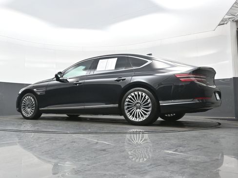 Certified 2023 Genesis G80 image 27